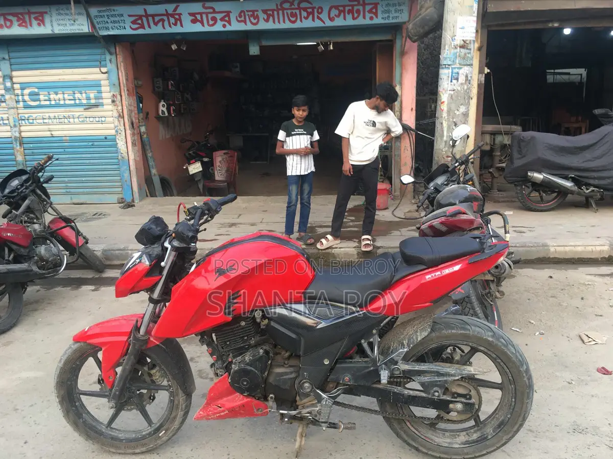 TVS Apache RTR 160 . 2021