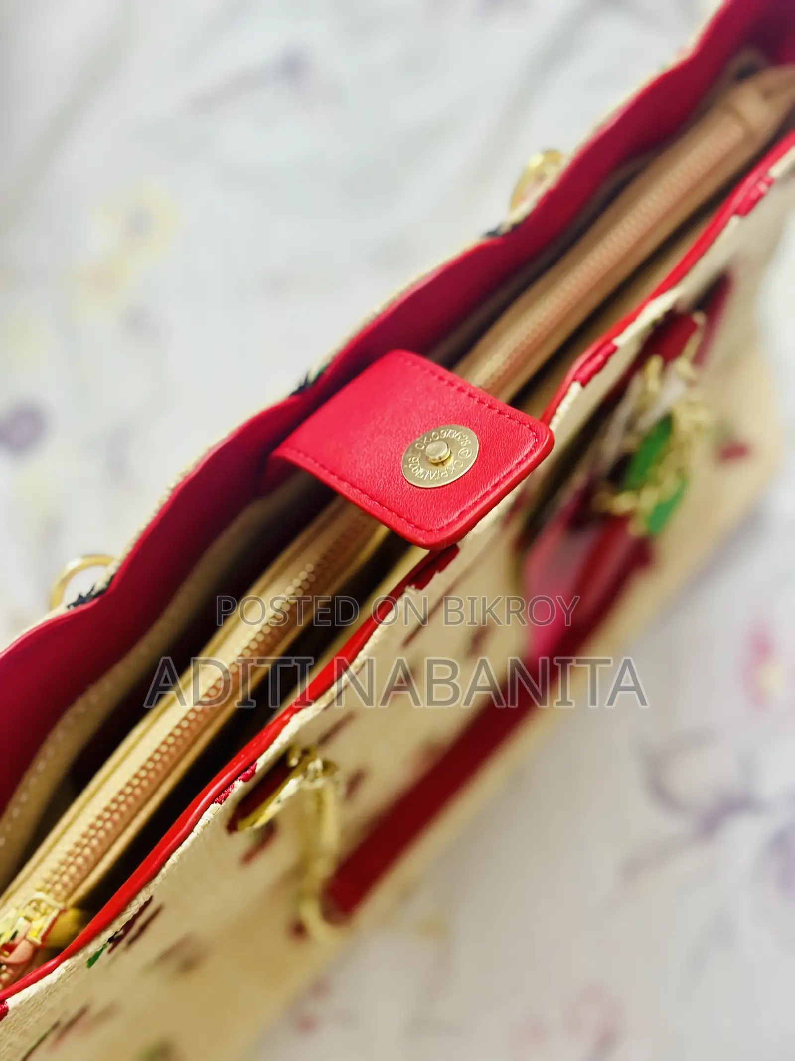 Brand : Betsey Johnson
