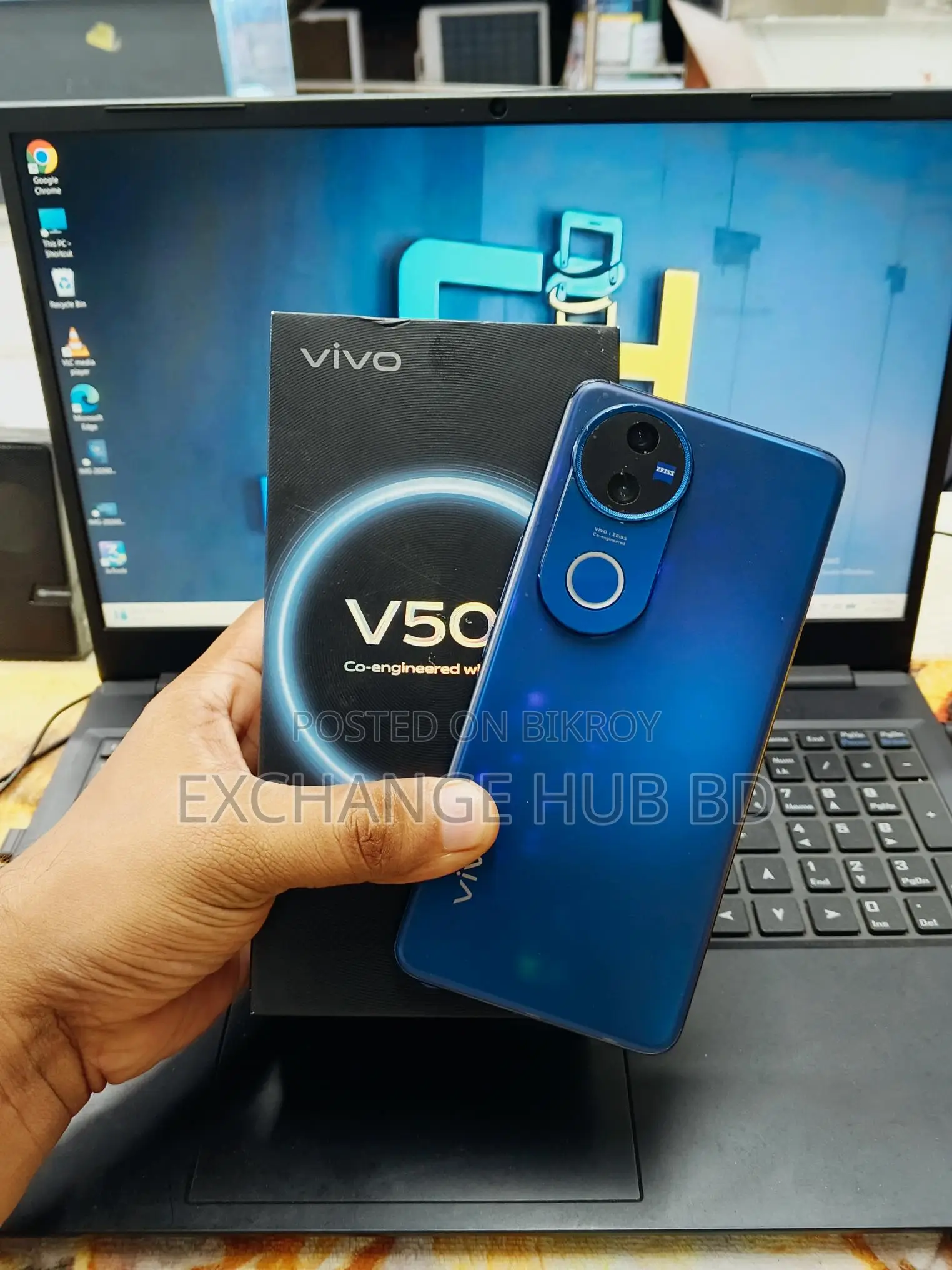 Vivo V50 (12+256) (Used)
