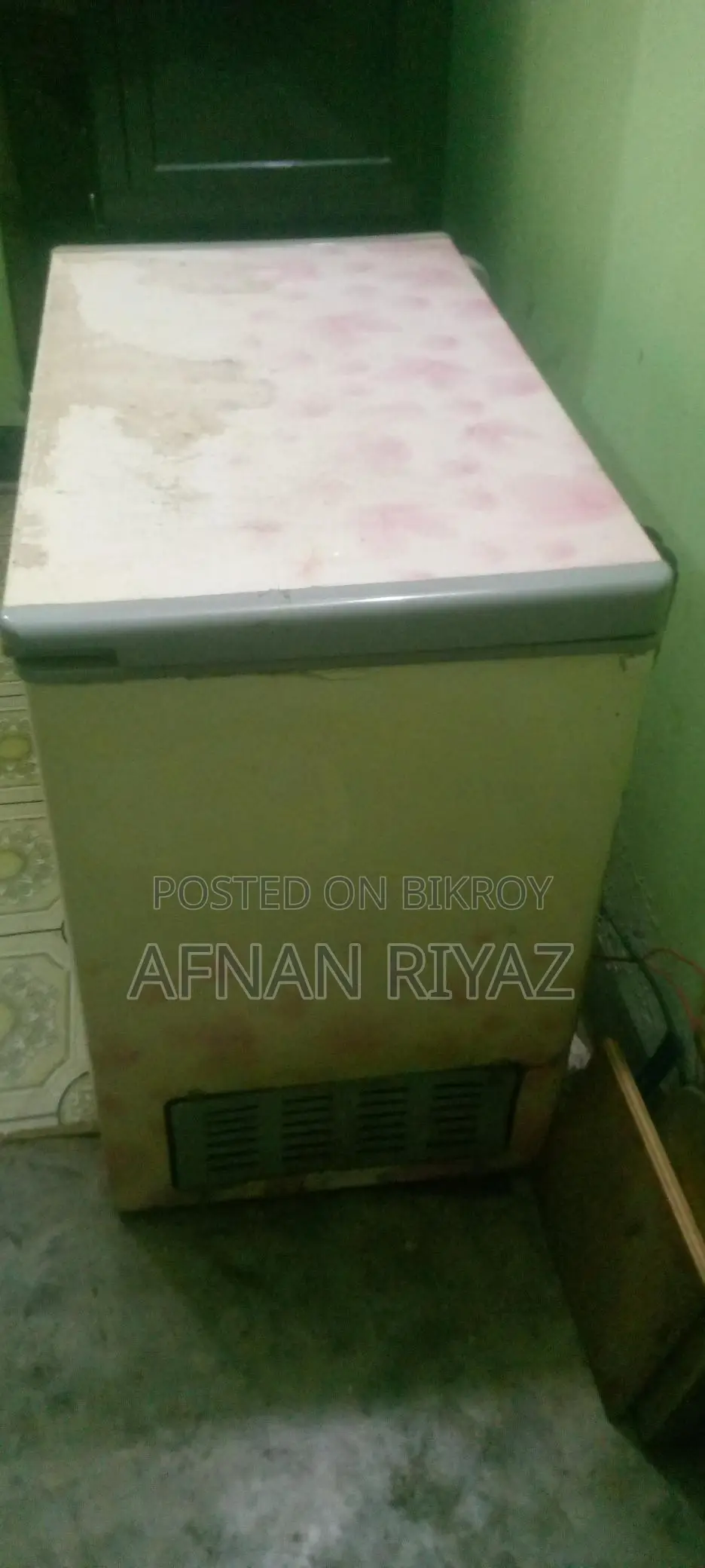 Walton Deep Freezer for Sale