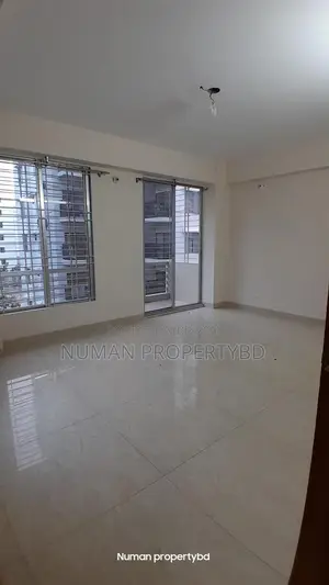 1800 sq ft 3 bedroom new luxurious semi-furnished flat for rent