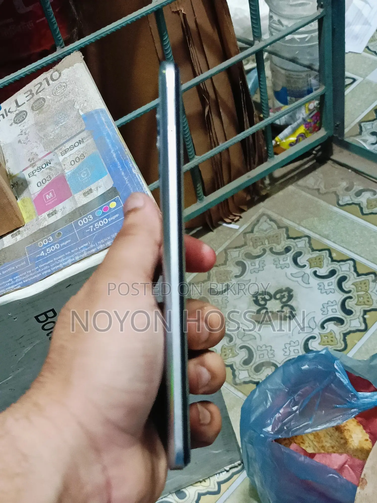 Realme 8 ৮/১২৮ জিবি (Used)