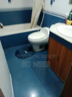 good looking semi furnish 3 Bed room apt rent in Gulshan