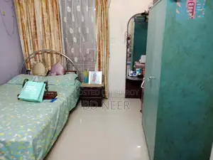 good looking semi furnish 3 Bed room apt rent in Gulshan