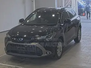 Toyota Corolla Cross HYBRID x 2021