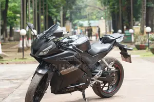 Yamaha R15 . 2018