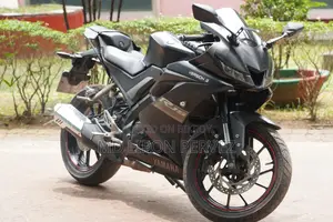 Yamaha R15 . 2018