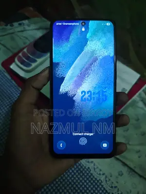Samsung Galaxy S21 FE 5G . (Used)