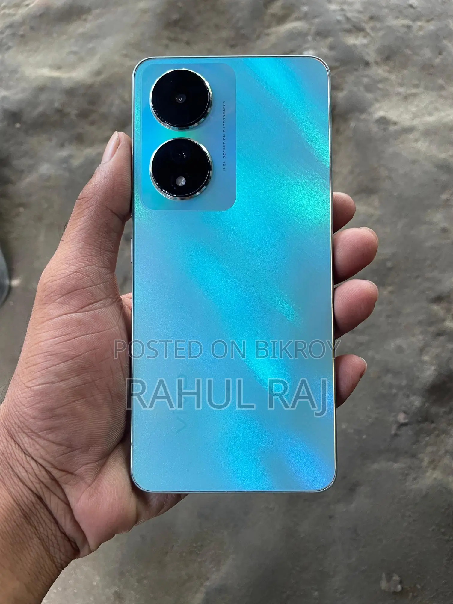 Vivo T2 . (Used)