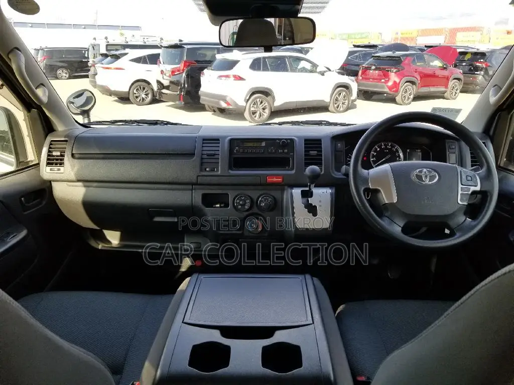 Toyota Hiace 2020
