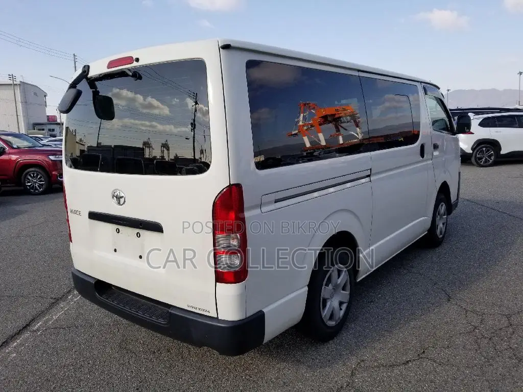 Toyota Hiace 2020