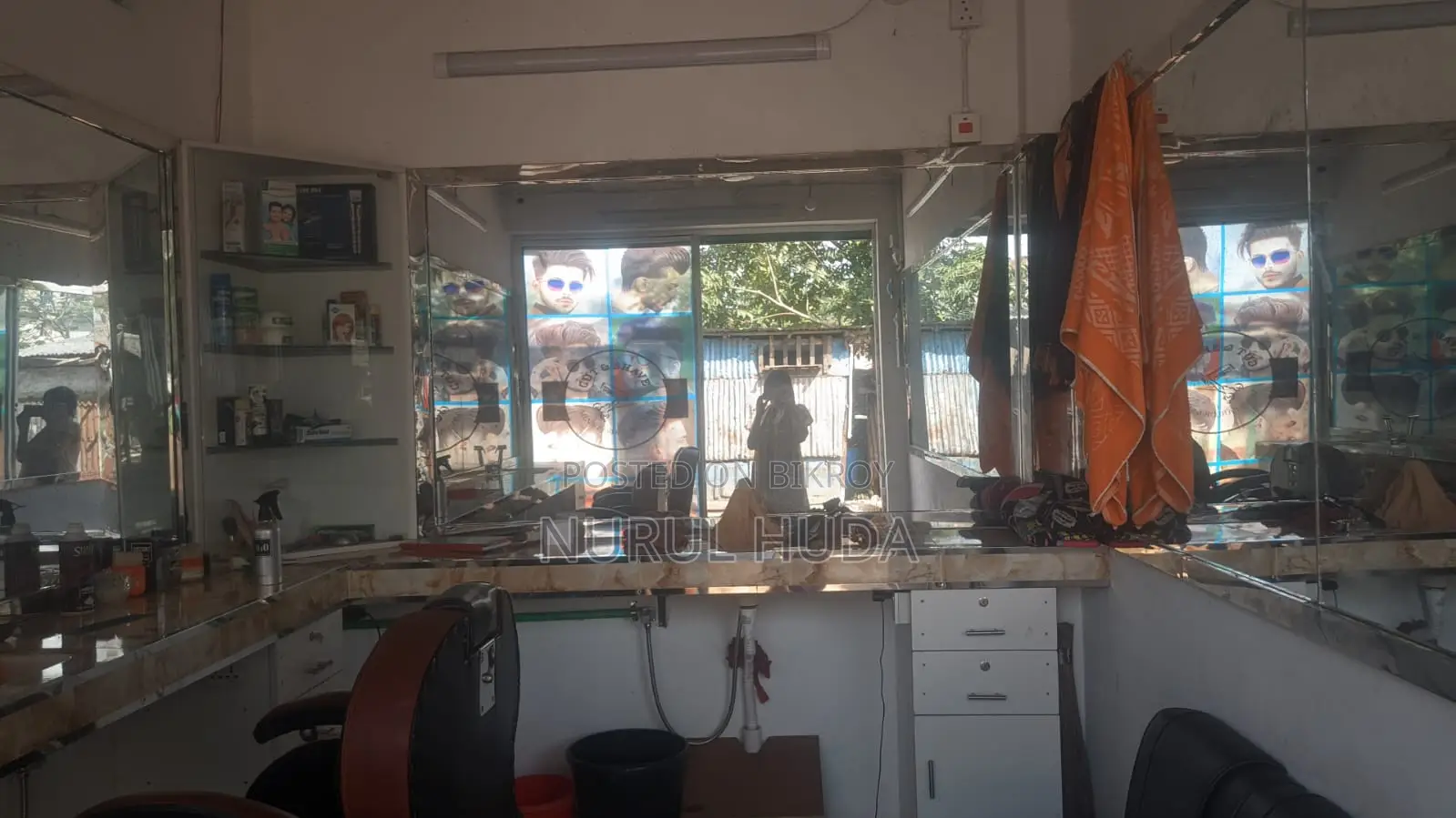 Men's Salon for Rent