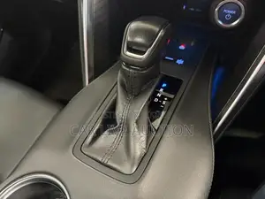 Toyota Harrier Hybrid GR 2021