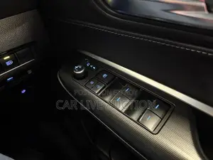 Toyota Harrier Hybrid GR 2021