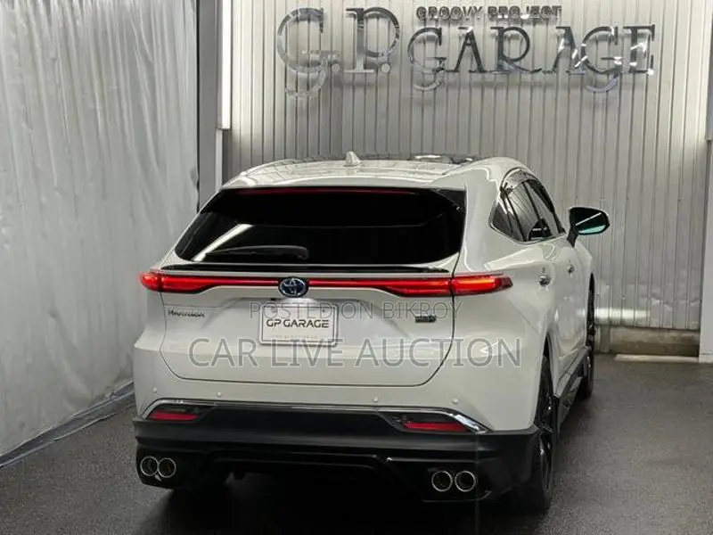 Toyota Harrier Hybrid GR 2021