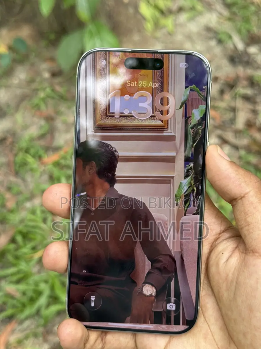 Apple iPhone 16 Pro (Used)