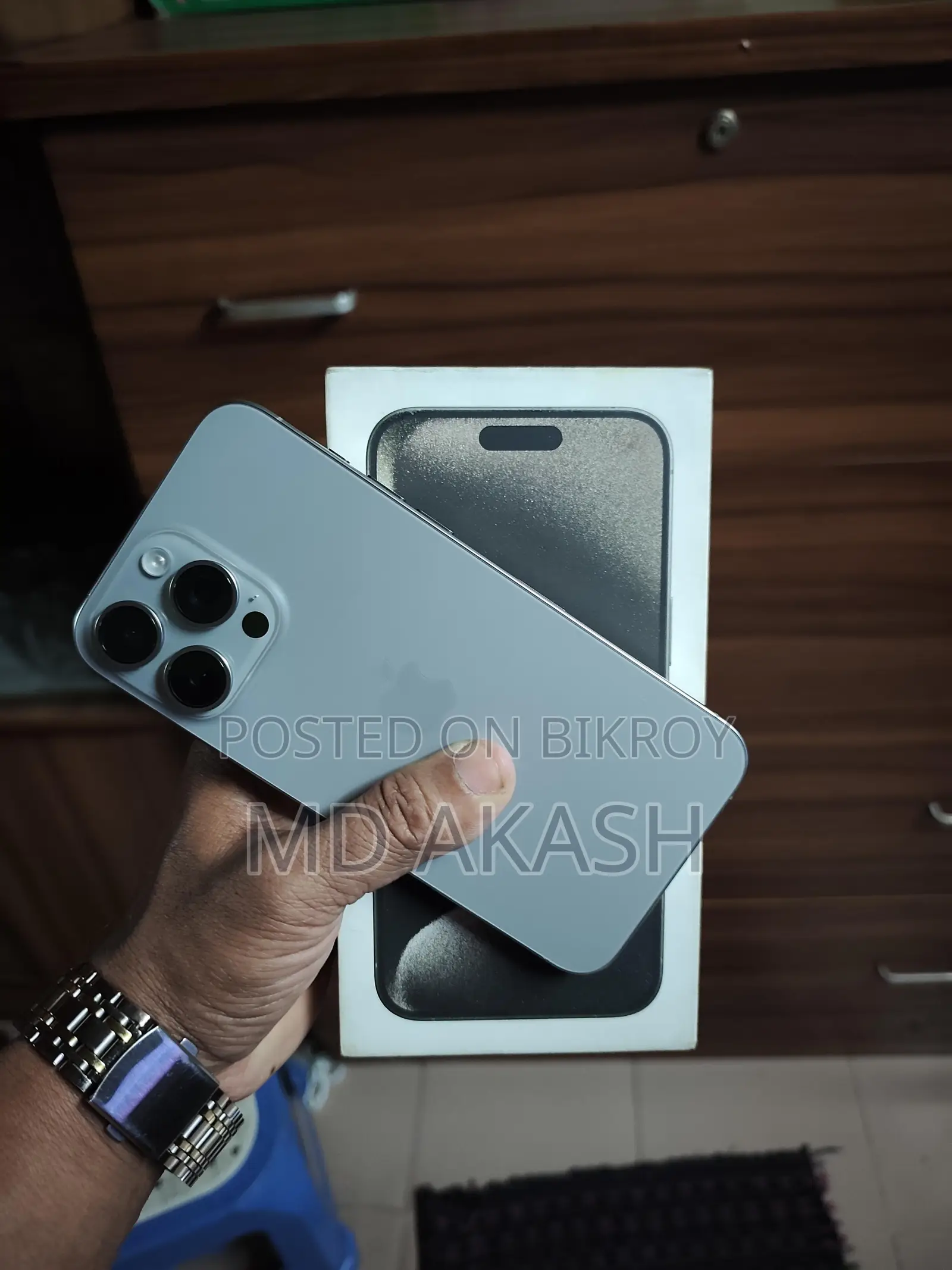 Apple iPhone 15 pro max . (Used)