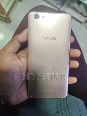 Vivo Y71 2/16 (Used)