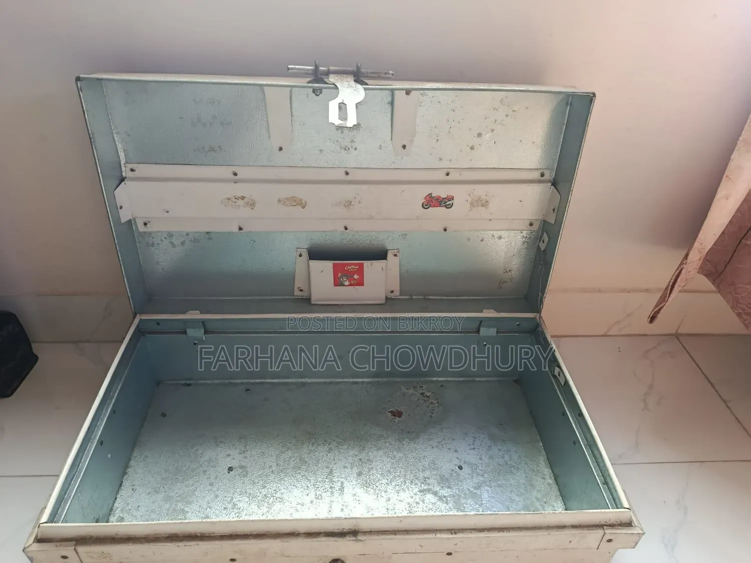 Trunk for Sale