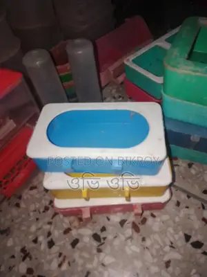 পাখির বিভিন্ন জিনিস