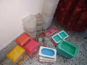 পাখির বিভিন্ন জিনিস