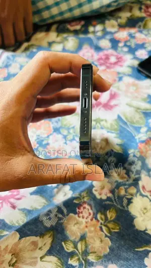 Apple iPhone 12 Pro (Used)