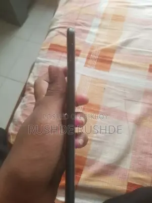 Vivo Xplay6 (Used)