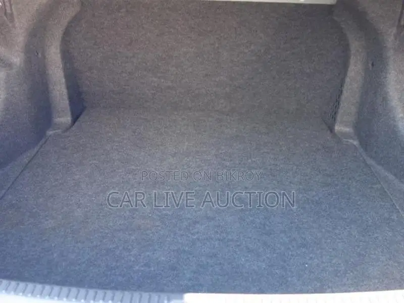 Toyota Axio Hybrid EX package 2021