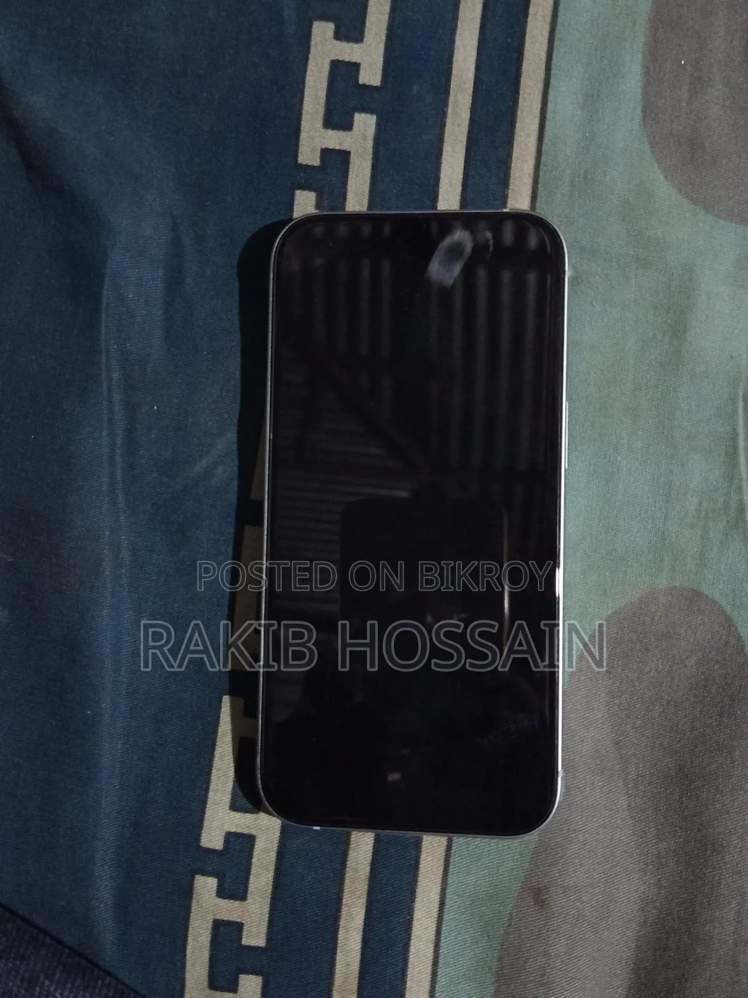 Apple iPhone 15 Meddle East (Used)