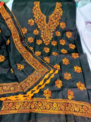 Hand-Embroidered Printed Kameez