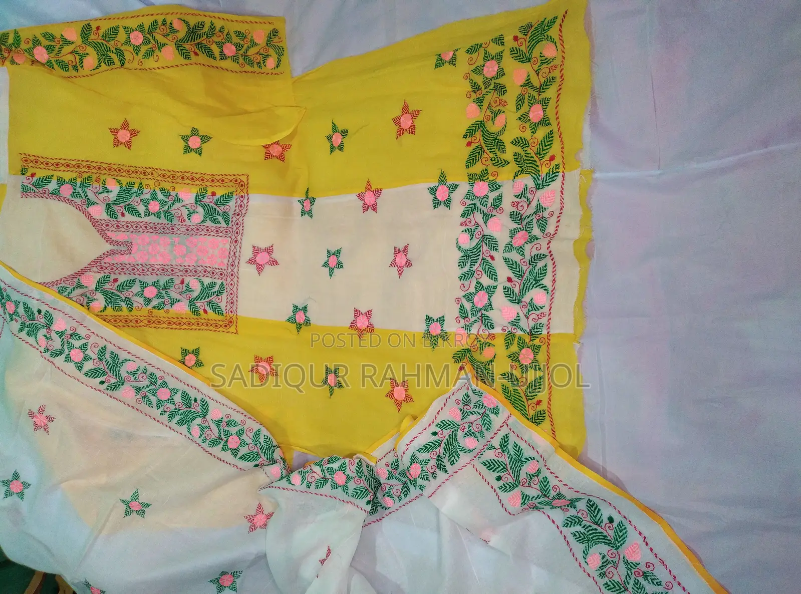 Hand-Embroidered Printed Kameez