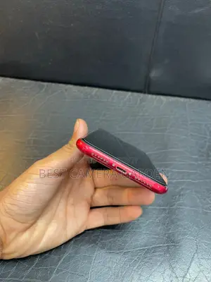 Apple iPhone 11 (Used)