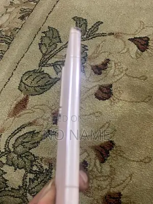 Samsung Galaxy S22 . (Used)