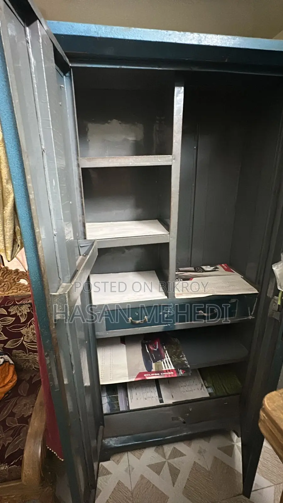 Steel Almirah for sale.