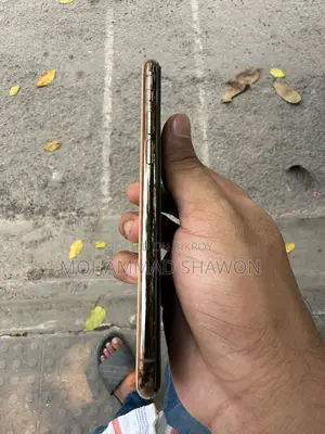 Apple iPhone 11 Pro . (Used)