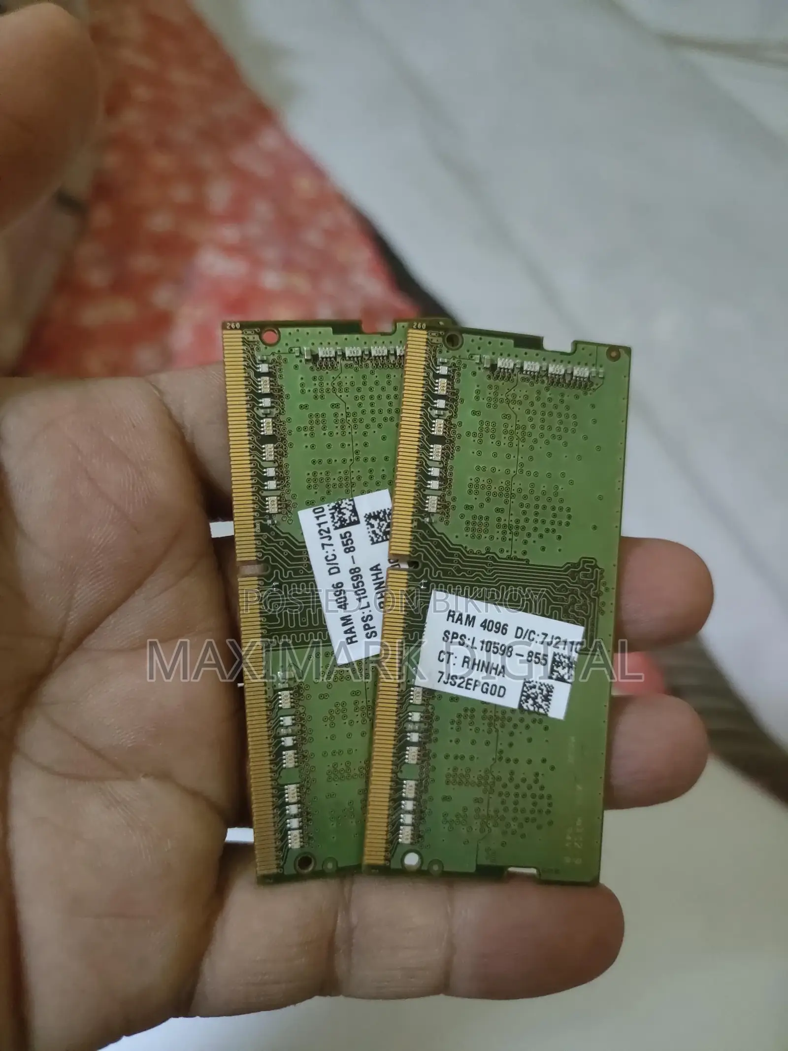 Laptop RAM 4GB DDR4 3200 Bus 100% Fresh and Ok