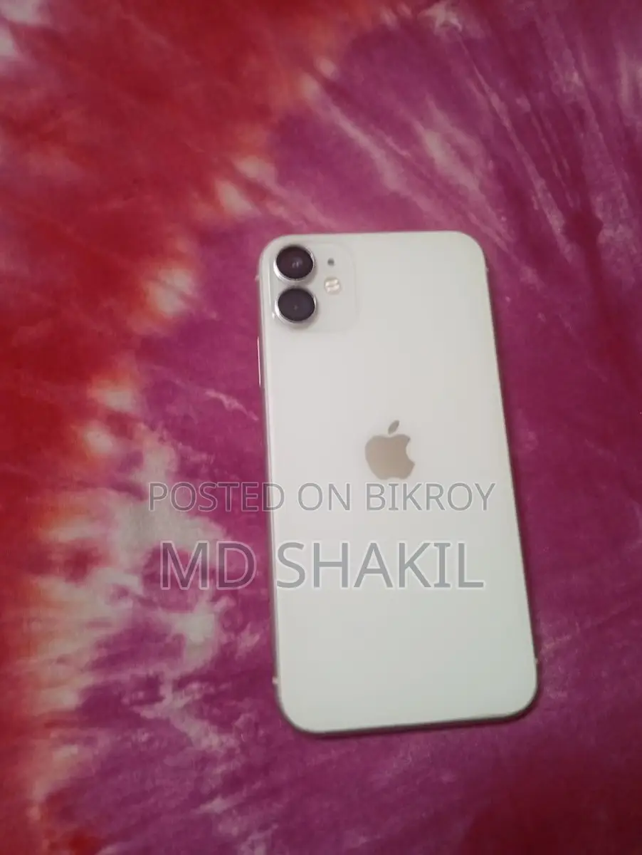 Apple iPhone 11 (Used)