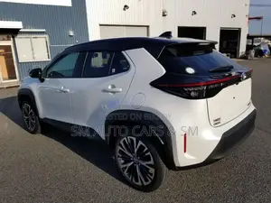 Toyota Yaris Cross Z Pearl/Black 2Tone 2021