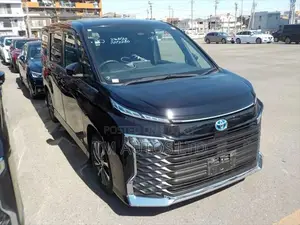 Toyota Voxy S-Z PKG 4.5 BLACK 2022