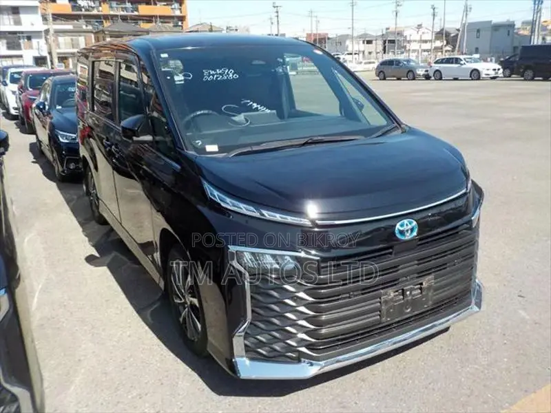 Toyota Voxy S-Z PKG 4.5 BLACK 2022