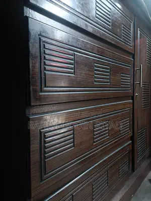 ওয়ারড্রোব বিক্রয়