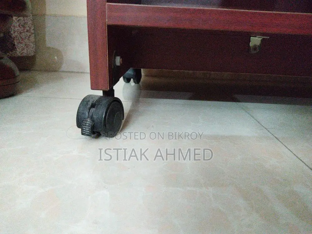 Computer Table Fully Freshed