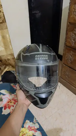 Studds Thunder Helmet Used