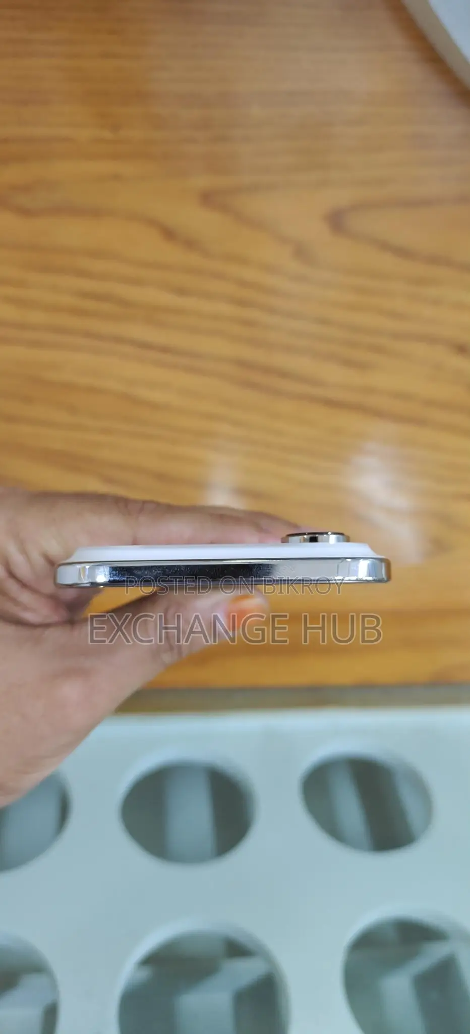 অ্যাপল আইফোন এয়ার ১০০% (ব্যবহৃত)