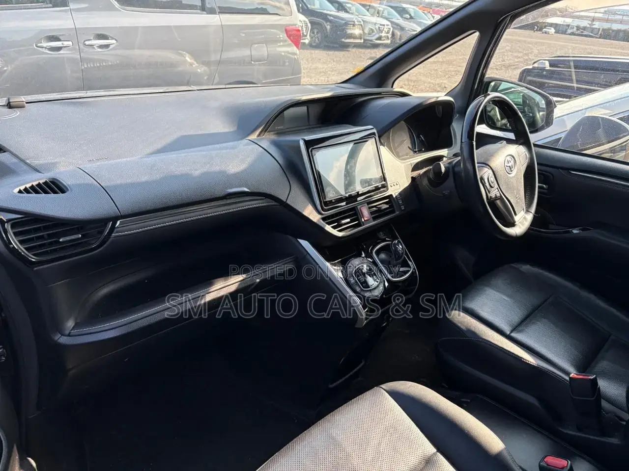 Toyota Esquire Hybrid Gi Black 2021