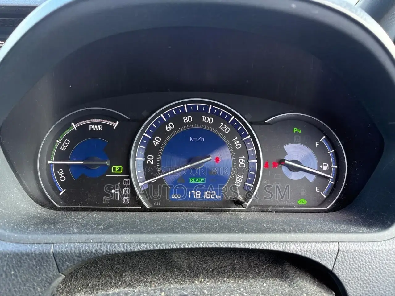 Toyota Esquire Hybrid Gi Black 2021