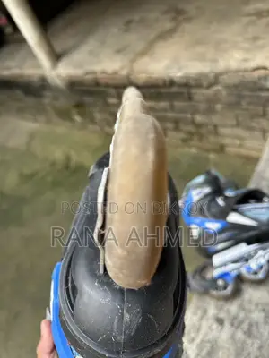 স্কেটিং জুতা