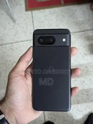 Google Pixel 8 . (Used)