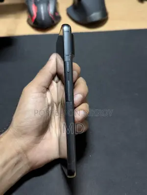 Google Pixel 8 . (Used)