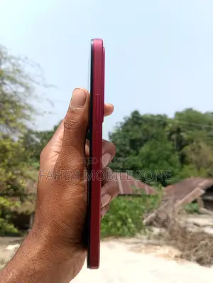 Realme 15x 5g 6+8/128 gb (Used)